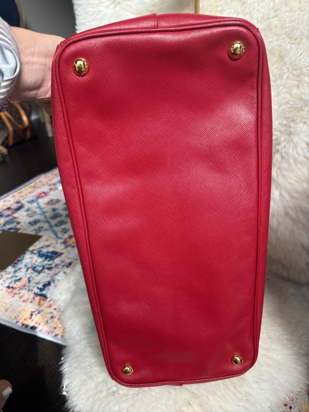 Prada Red Saffiano Tote with Gold Hardware Amazing condition! Authentic - Picture 8 of 8